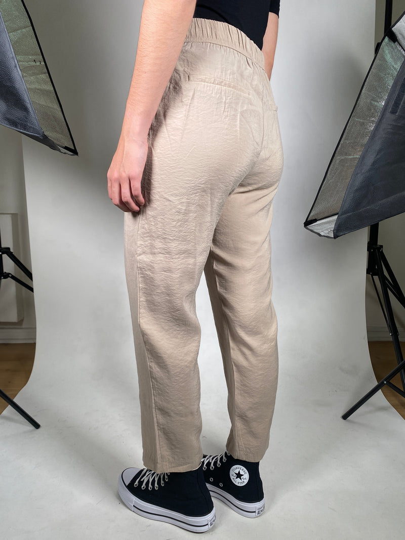 Pantalon Suelto Beige