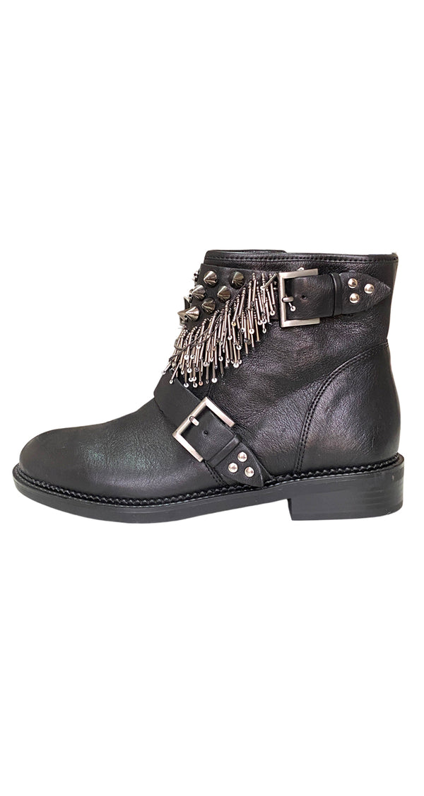 Botines Cuero Tachas