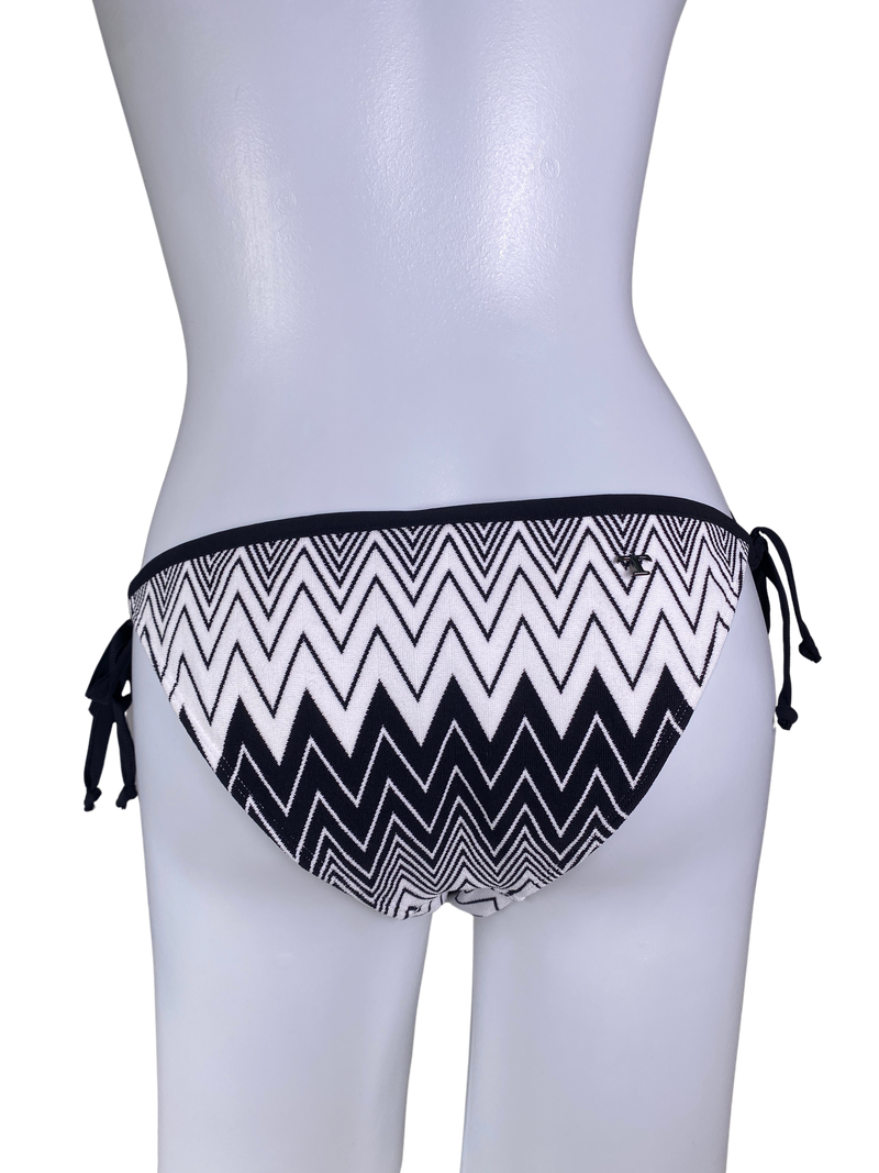 Bottom Blanco Y Negro Diseño