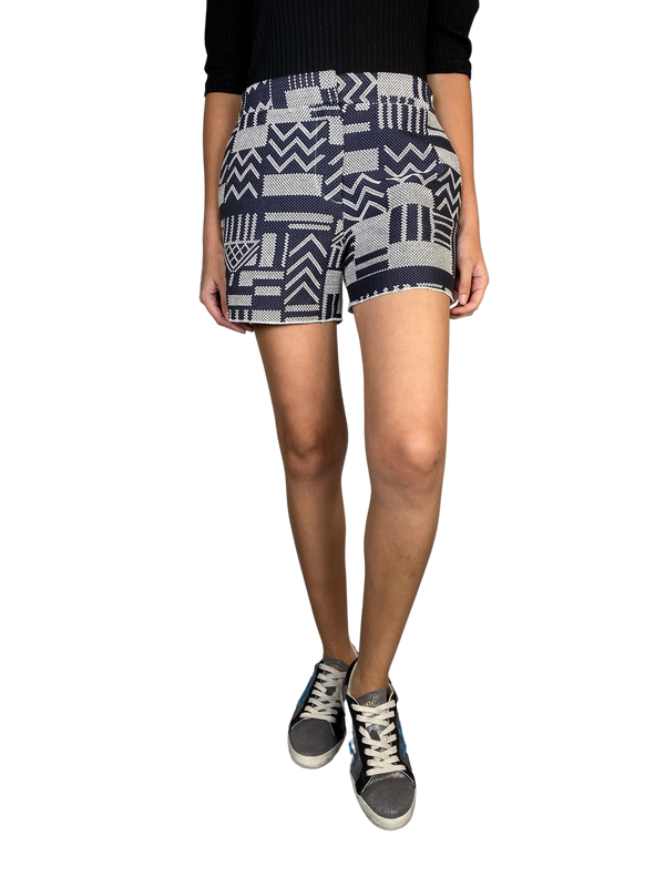 Short Tweed Blanco y Negro