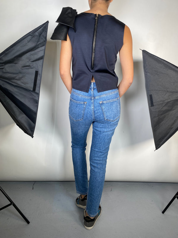 Polera Lazo Cuero