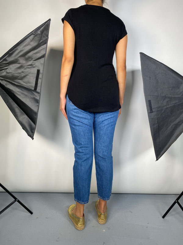 Polera Negra Feline
