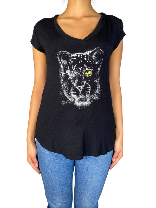 Polera Negra Feline