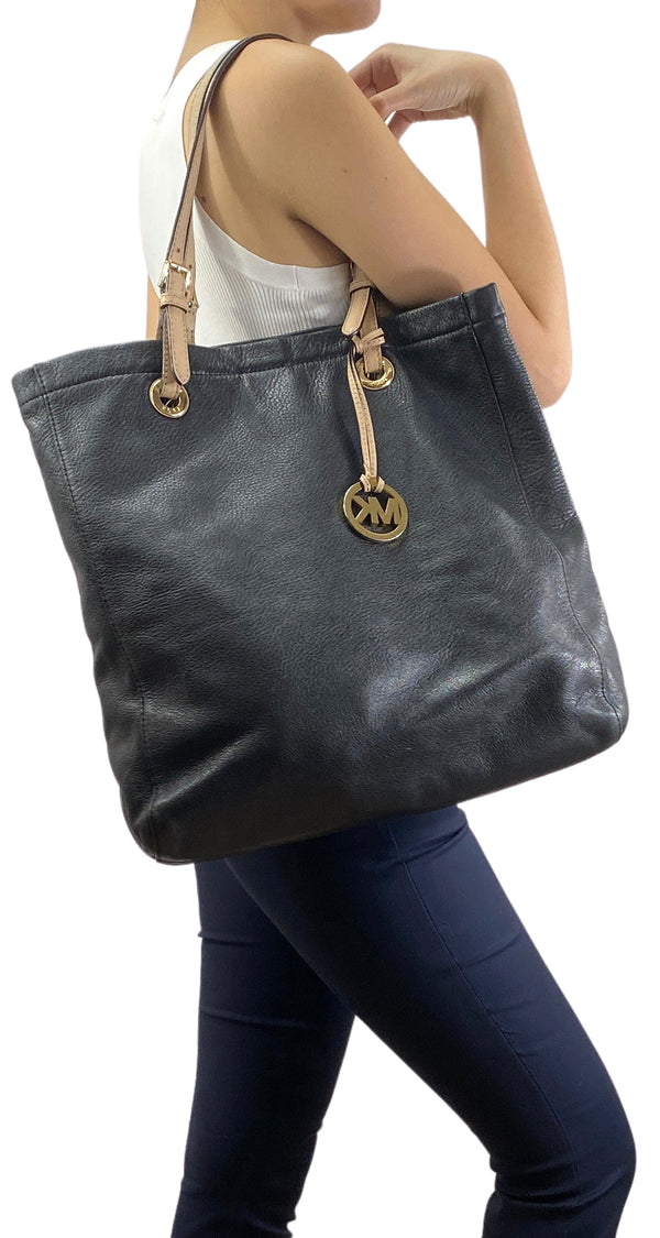 Cartera Negra
