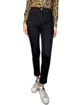 Jeans Tiro Alto