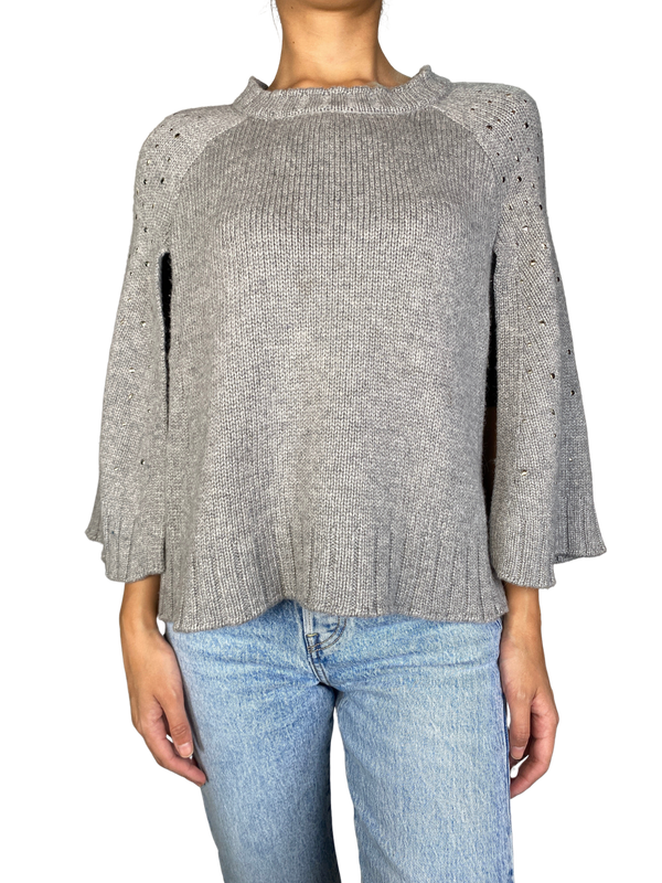 Sweater Gris Aplicaciones