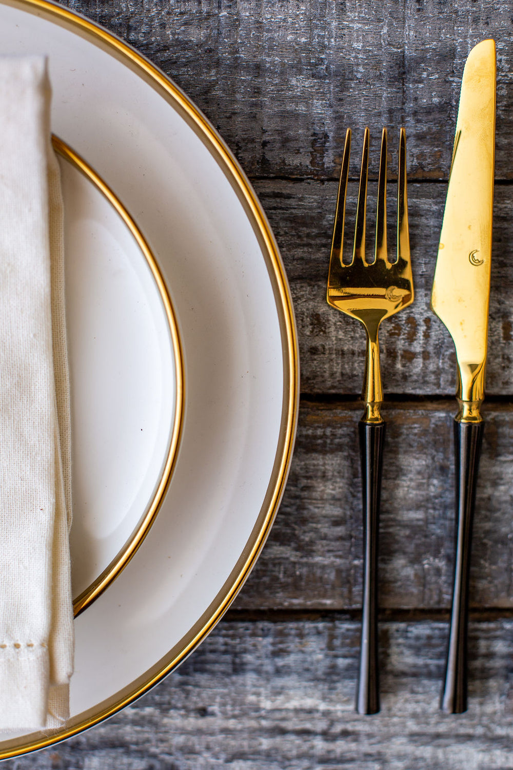 Juego De 24 Cubiertos Imperial - Acero Con Mango Transparente, Incluye Cucharas, Tenedores, Cuchillos Y Cucharillas