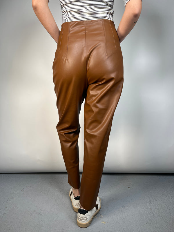 Pantalón Cuero Vegano