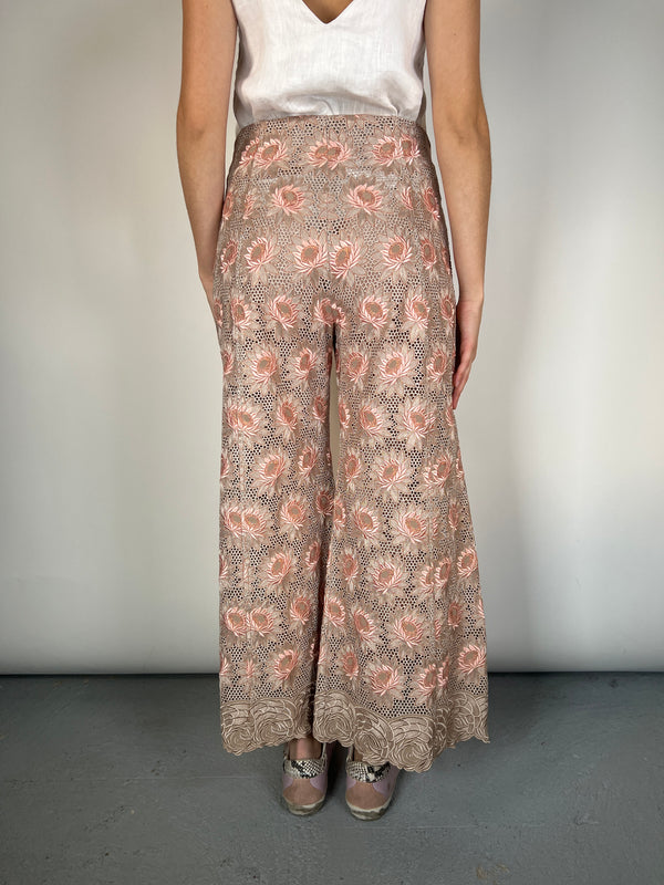 Pantalón Bordado