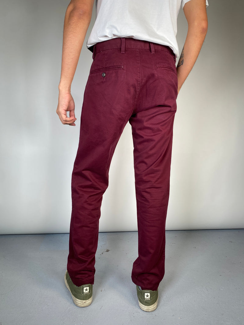 Pantalón Slim Stretch Burdeo