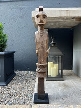 Escultura De Madera