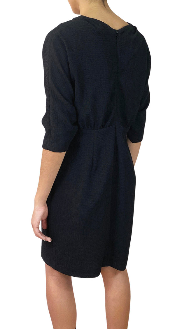 Vestido Negro Escote