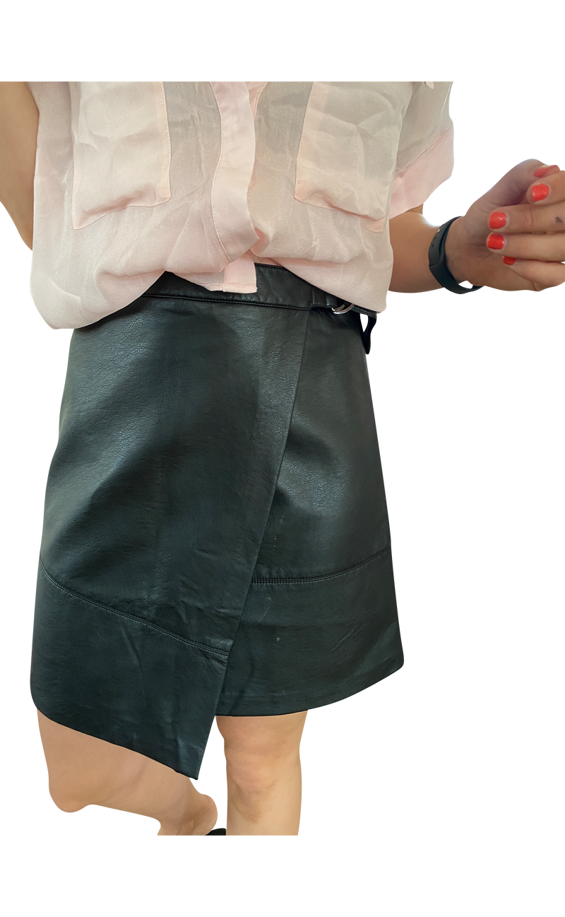 Mini falda de cuero (5264454680711)