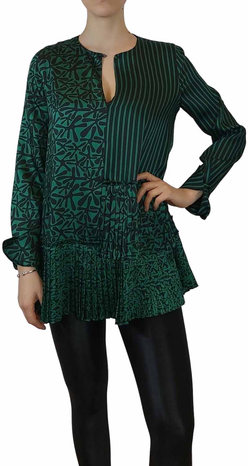Blusa Plisada Asteriscos Verde