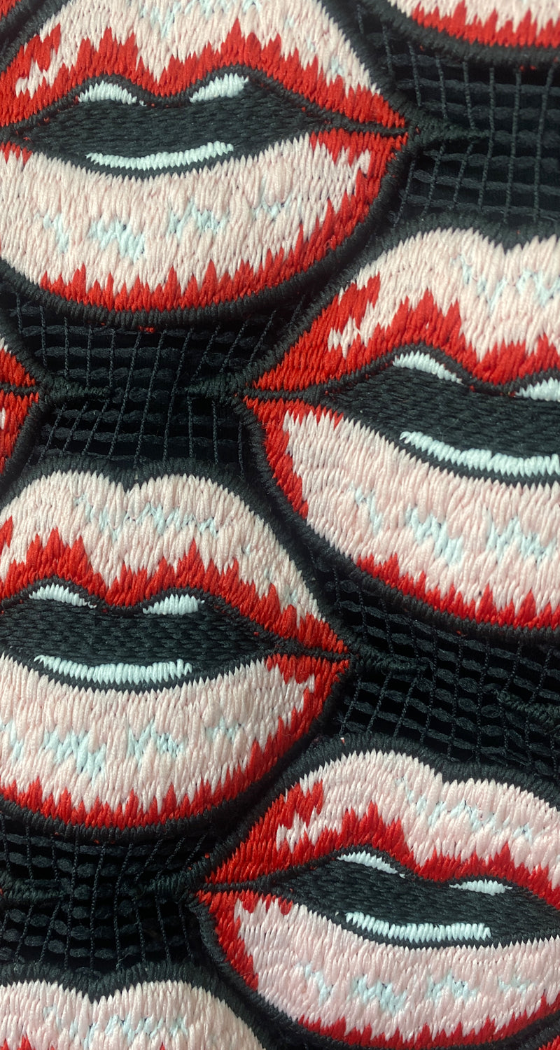 Bomber Besos Bordados