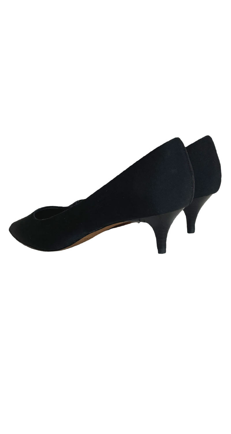 Zapato de Salón Negro Bajo