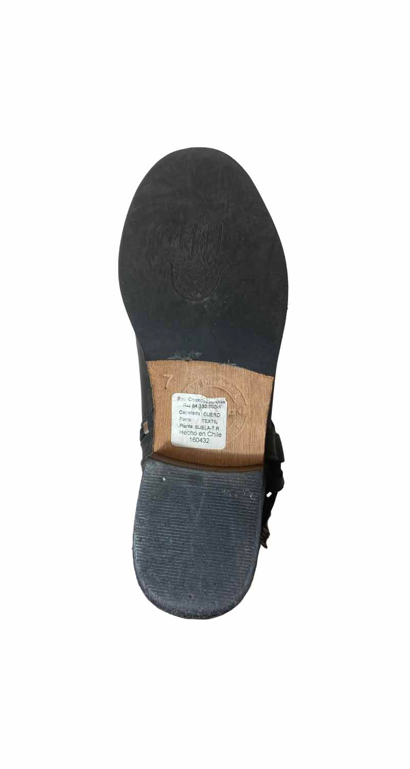 Botines Tachas