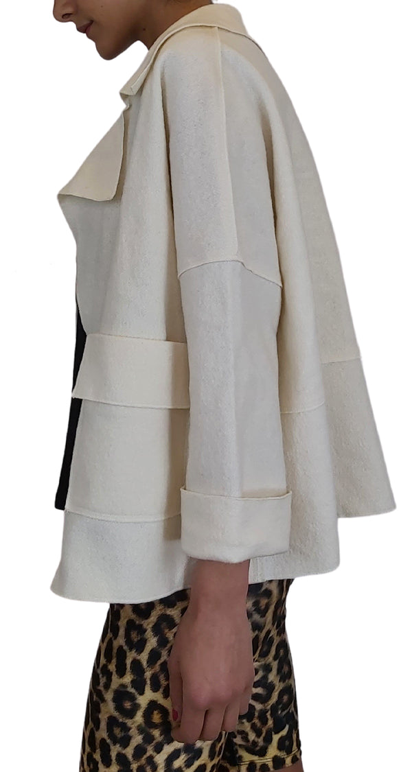 Chaqueta Corta Blanca