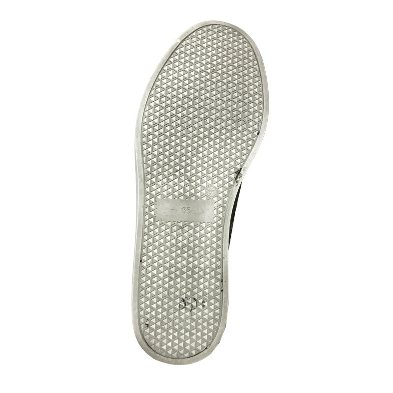 Maureen Xesco Kaki