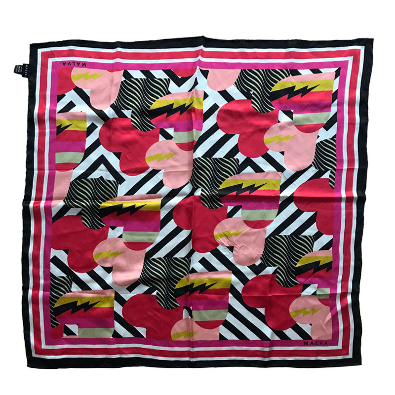 Pañuelo Corazones