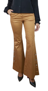Pantalón Flare con Bisutería