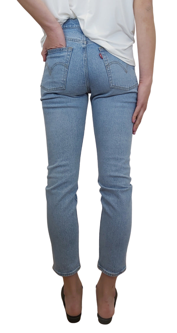 Wedgie Light Wash Jeans