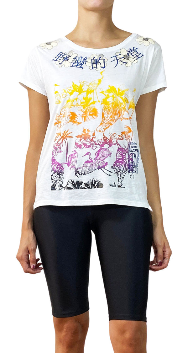 Polera Blanca Flores