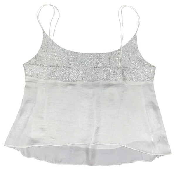 Polera con hilos metalizados
