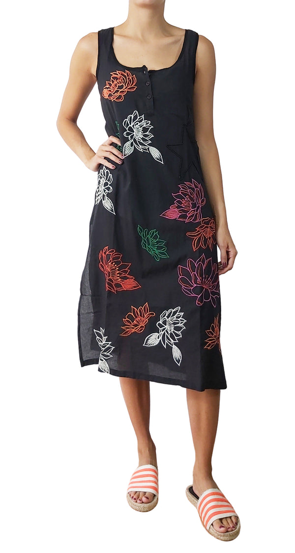 Vestido Negro Bordado Flores