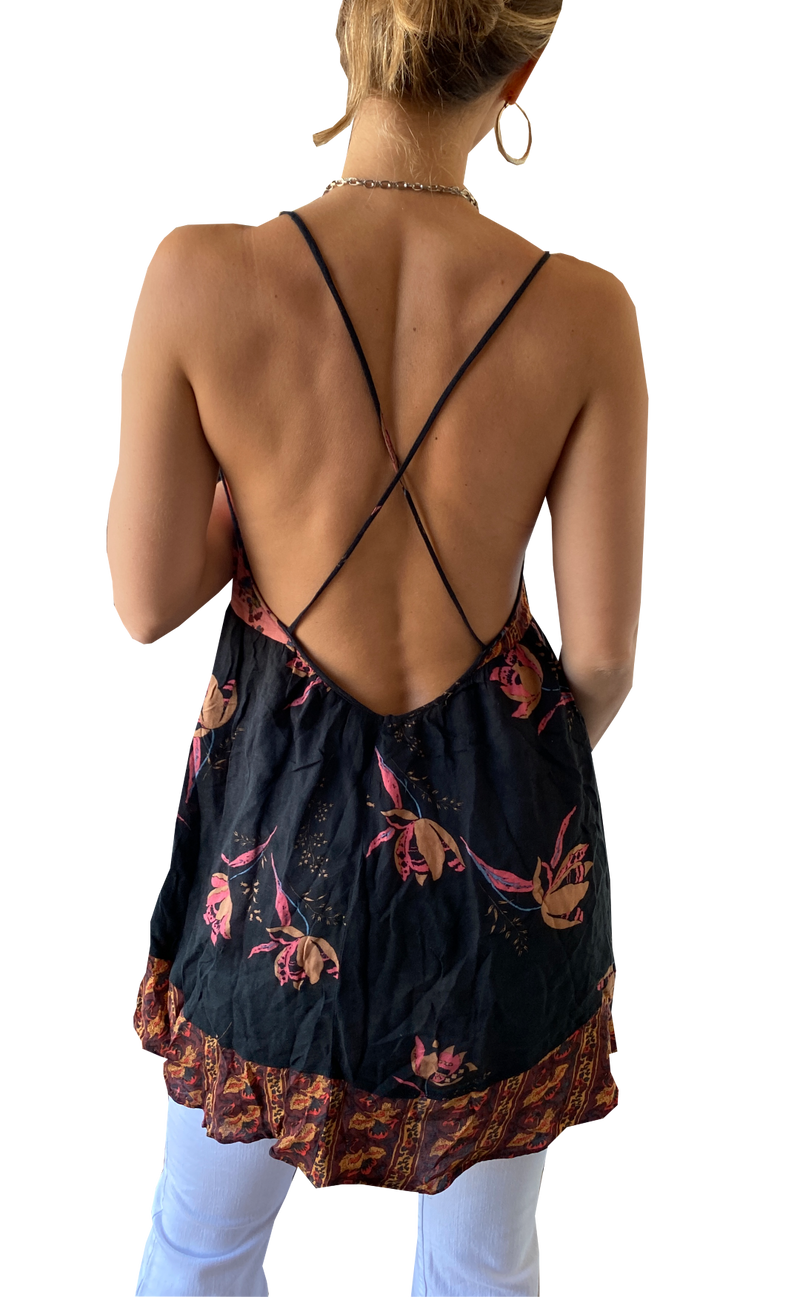 Vestido corte asimétrico (6555717075079)
