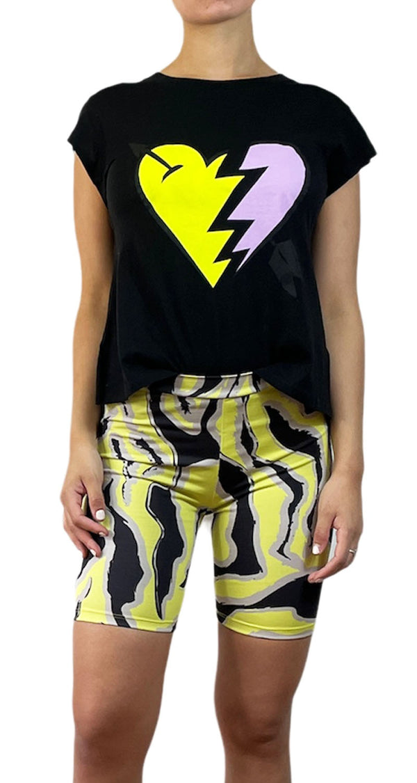 Polera Negra Corazón