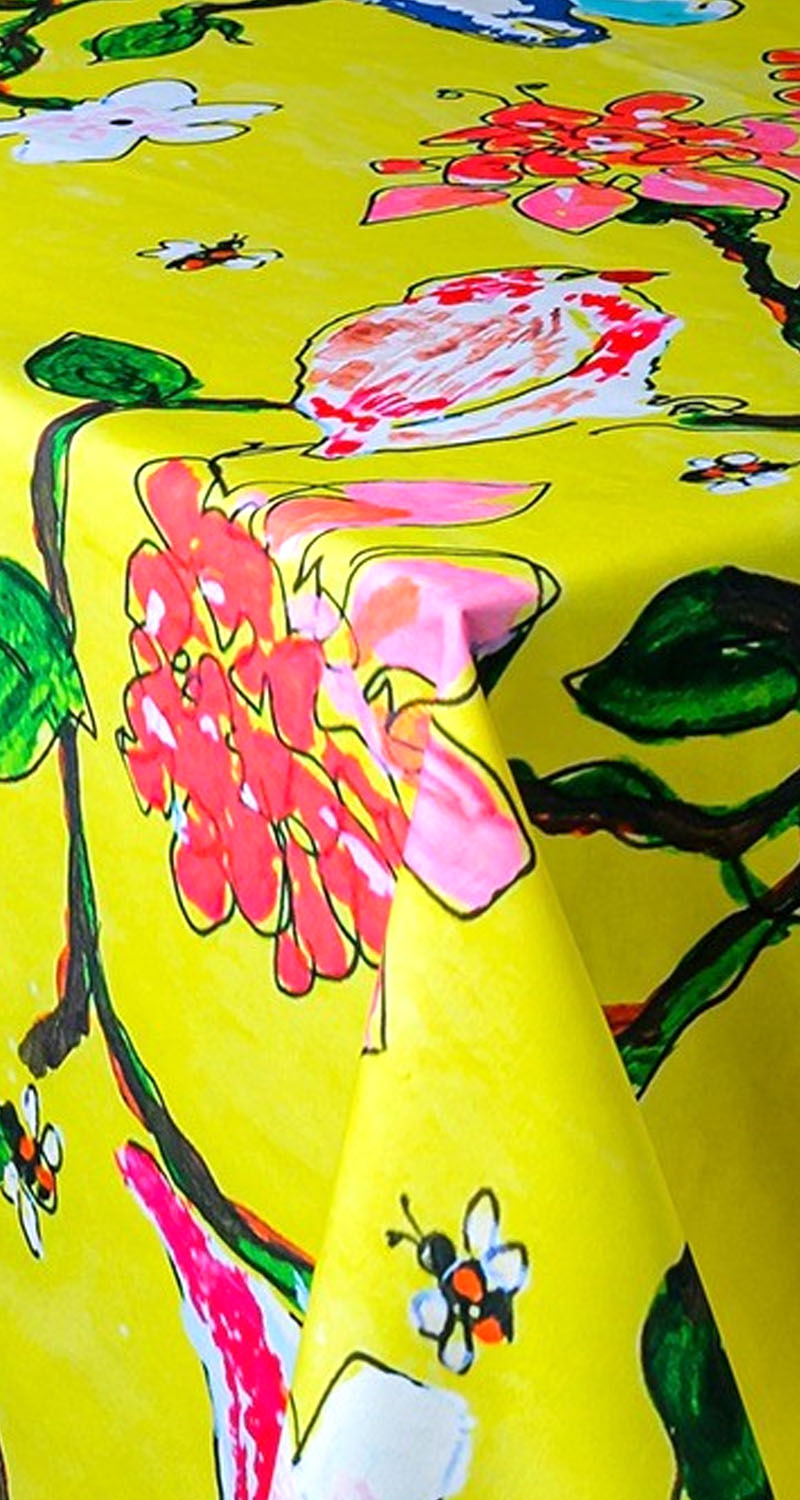 Mantel Amarillo Adriatico by Manuel Santelices