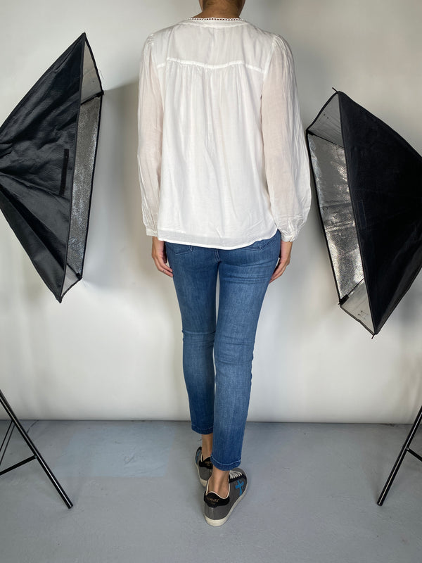 Blusa Blanca Manga Larga