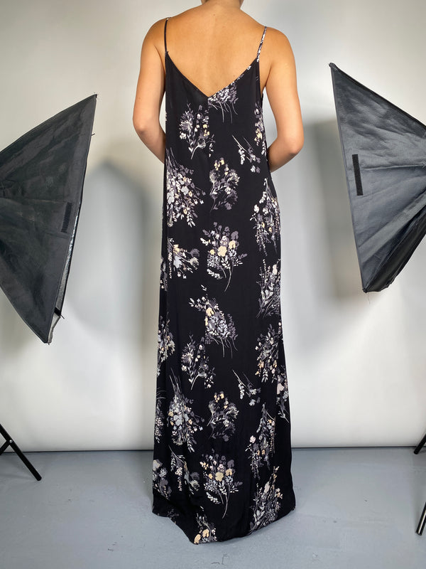 Vestido Maxi Negro Floreado