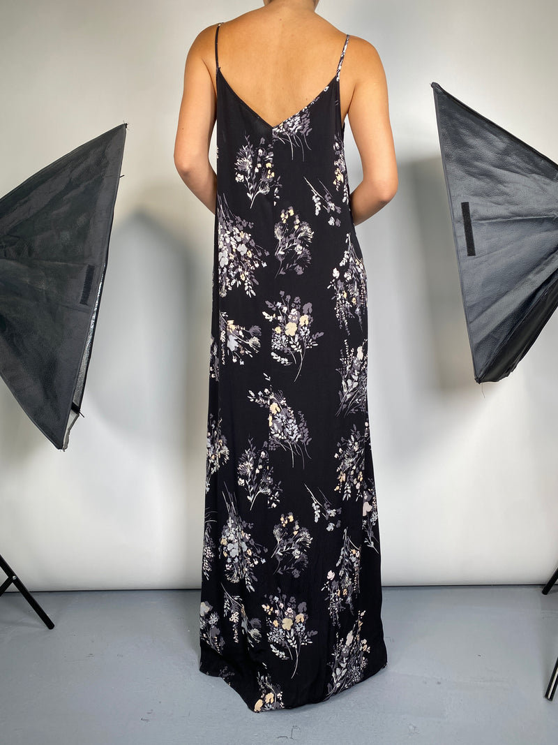 Vestido Maxi Negro Floreado