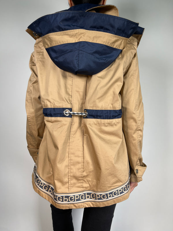 Chaqueta Capucha Desmontable