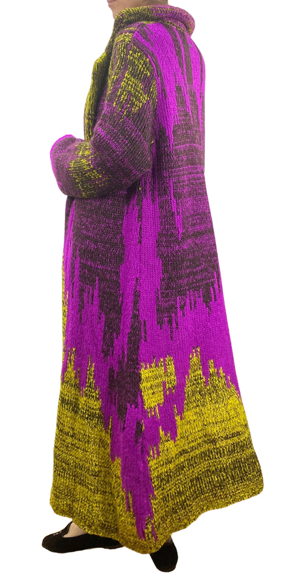 Sweater Telling Lies