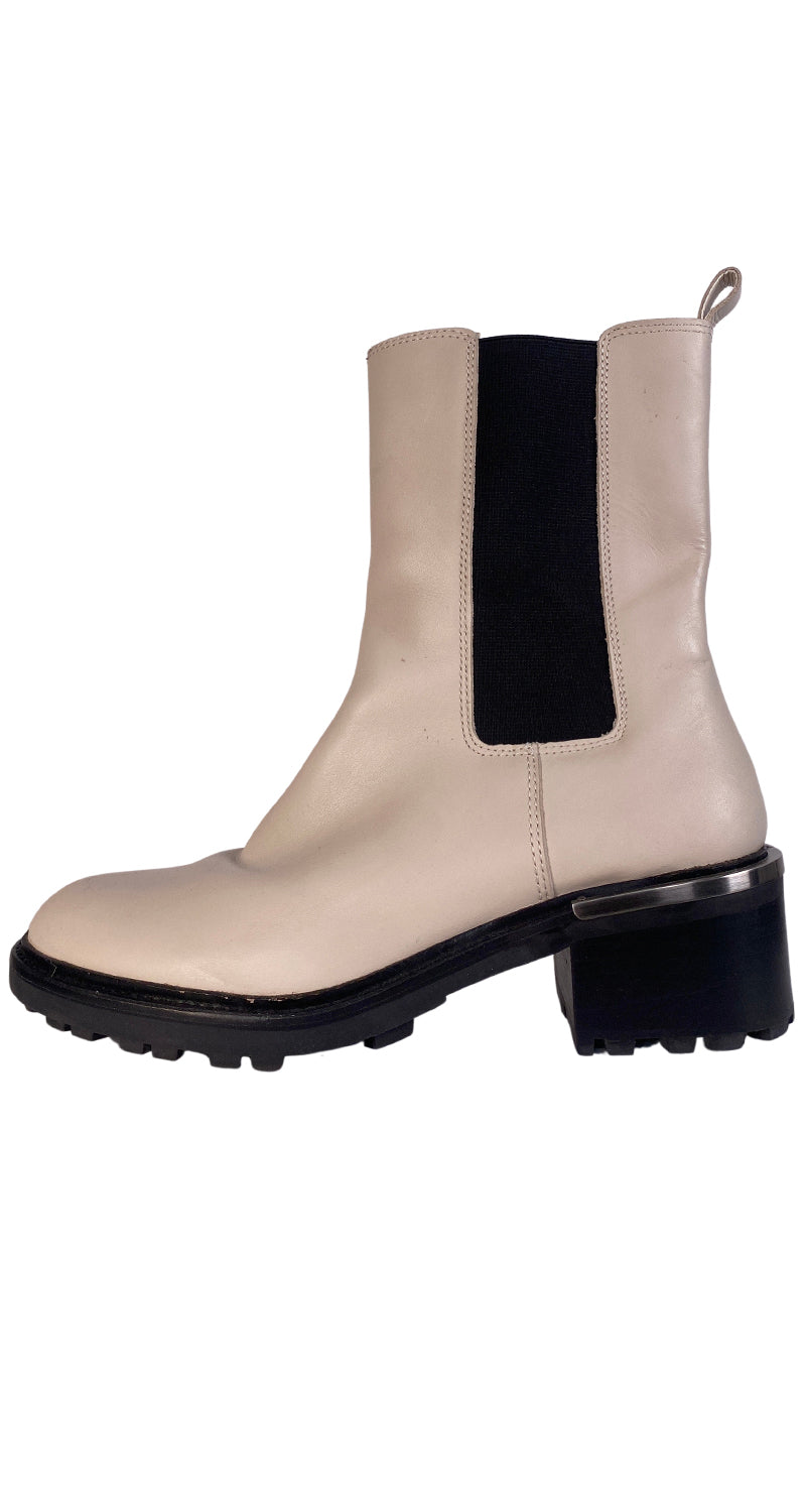 Botas Cuero Beige