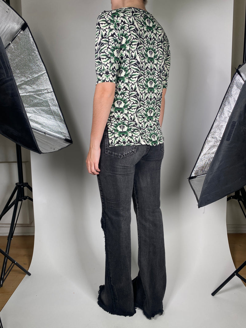 Polera Verde Estampada