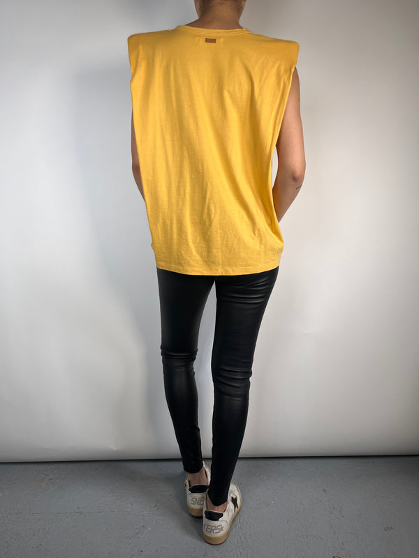 Polera Con Hombreras