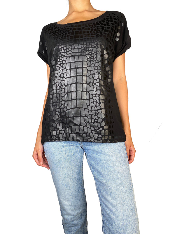 Polera Negra Manga Corta