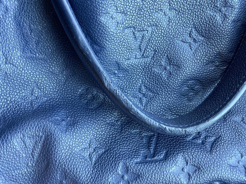 Cartera Metis Hobo