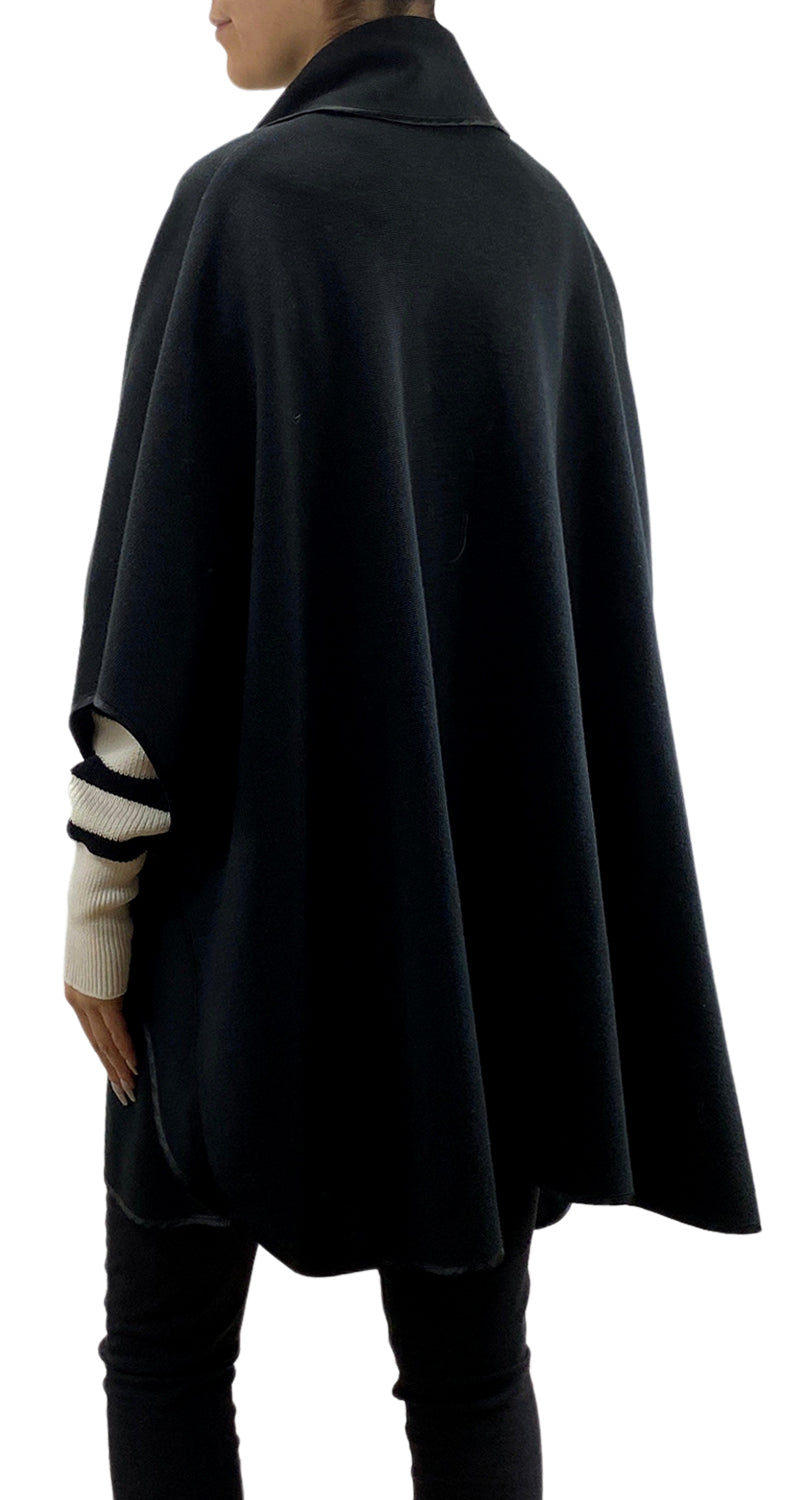 Poncho Negro