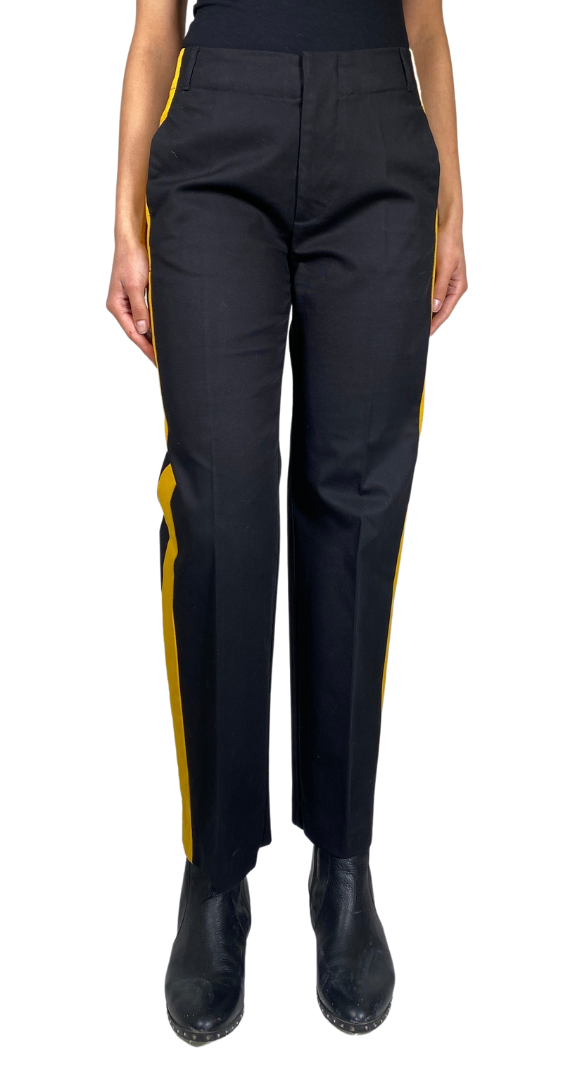 Pantalón Negro Franja Amarillas
