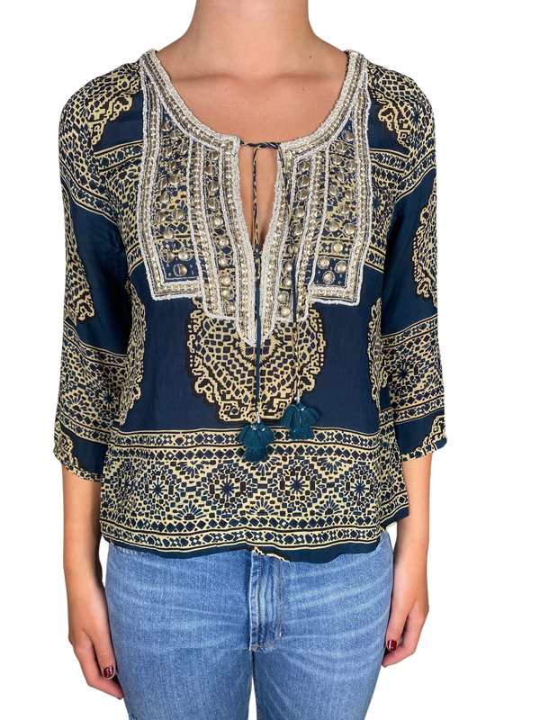 Blusa Estampada Tachas