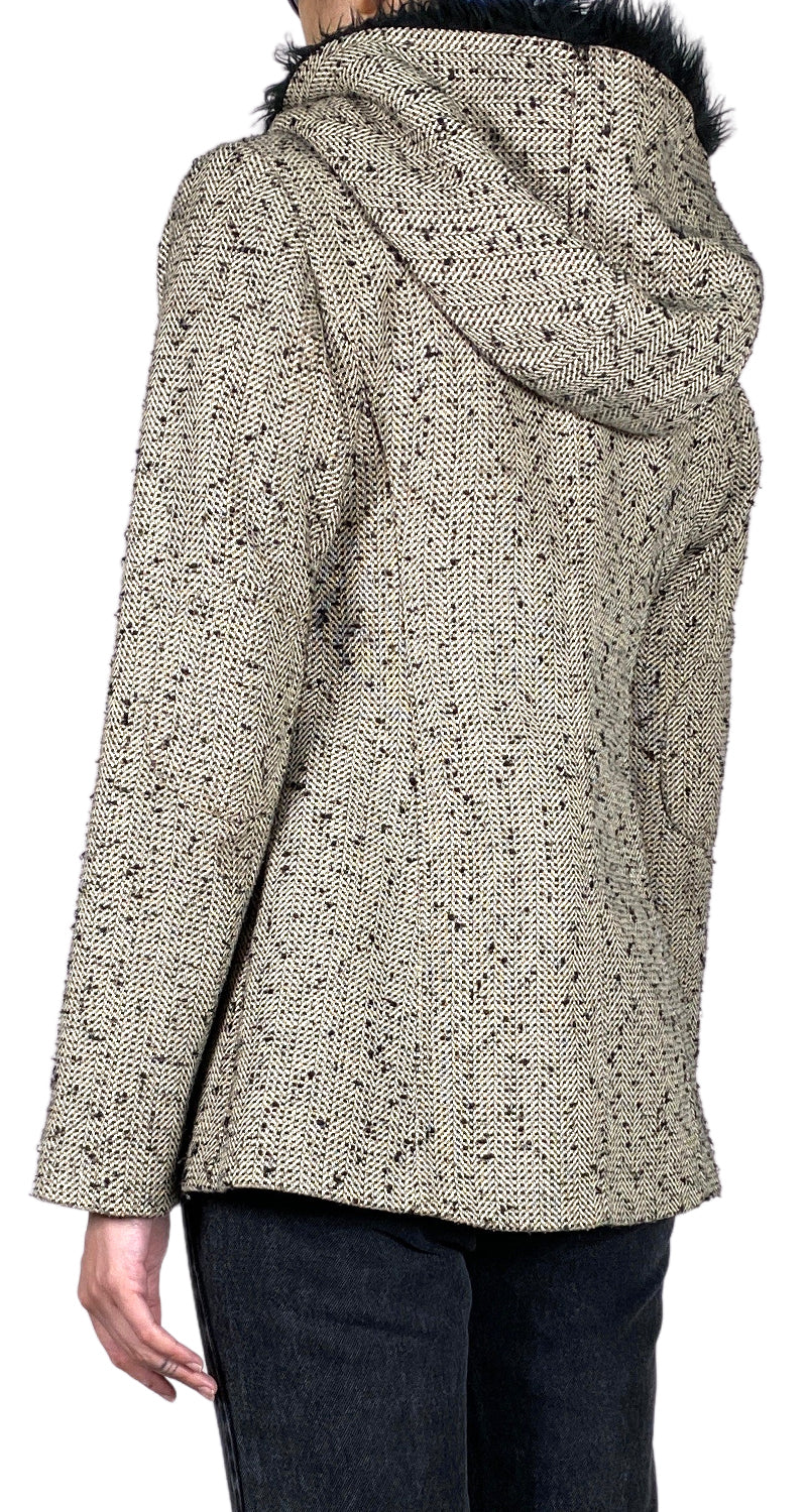 Abrigo Tweed Café