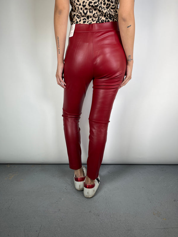 Pantalón Cuero Vegano Burdeo