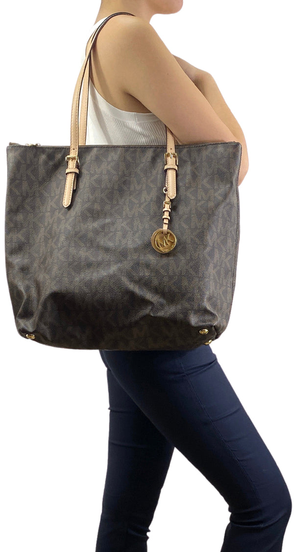 Cartera Monogram Café