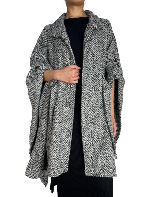 Abrigo Poncho Oversize