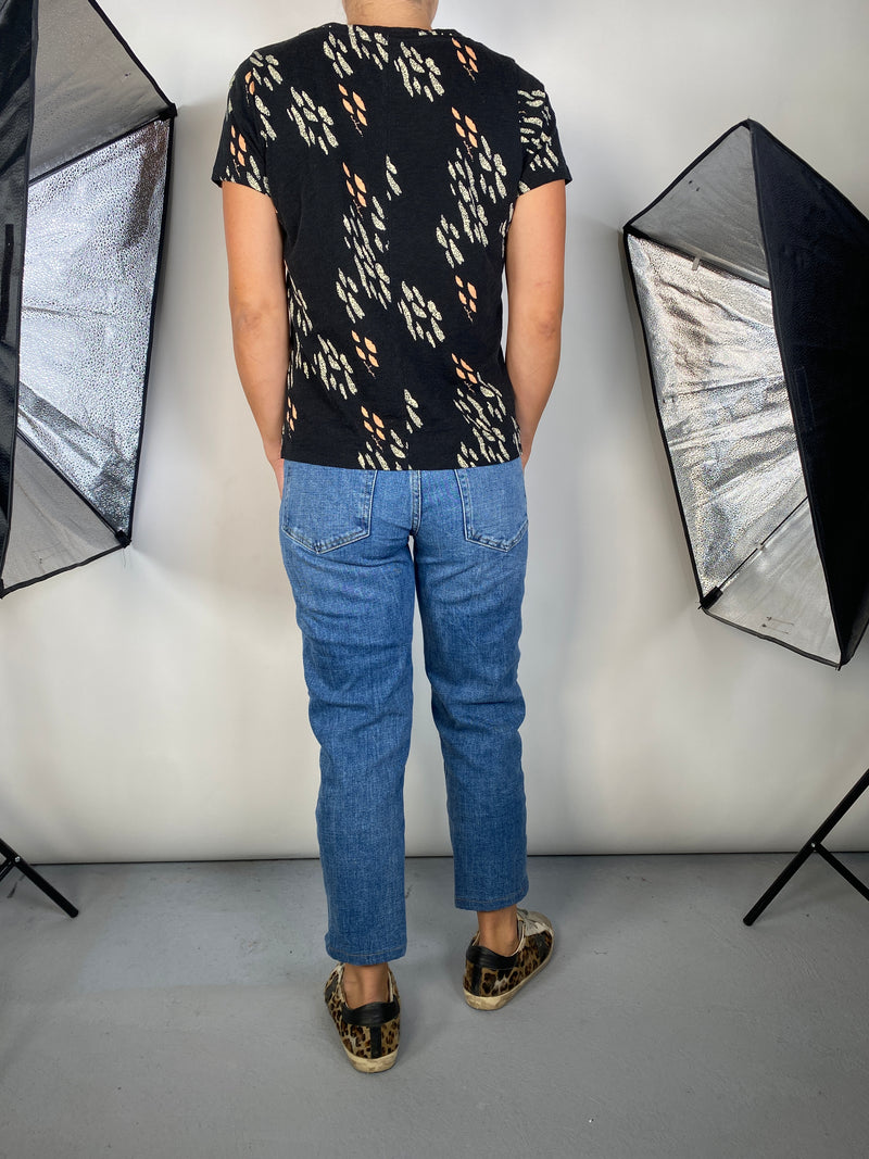 Polera Negra Estampada